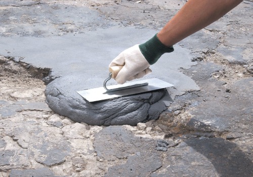 Comprendre les résines époxy pour la réparation du béton